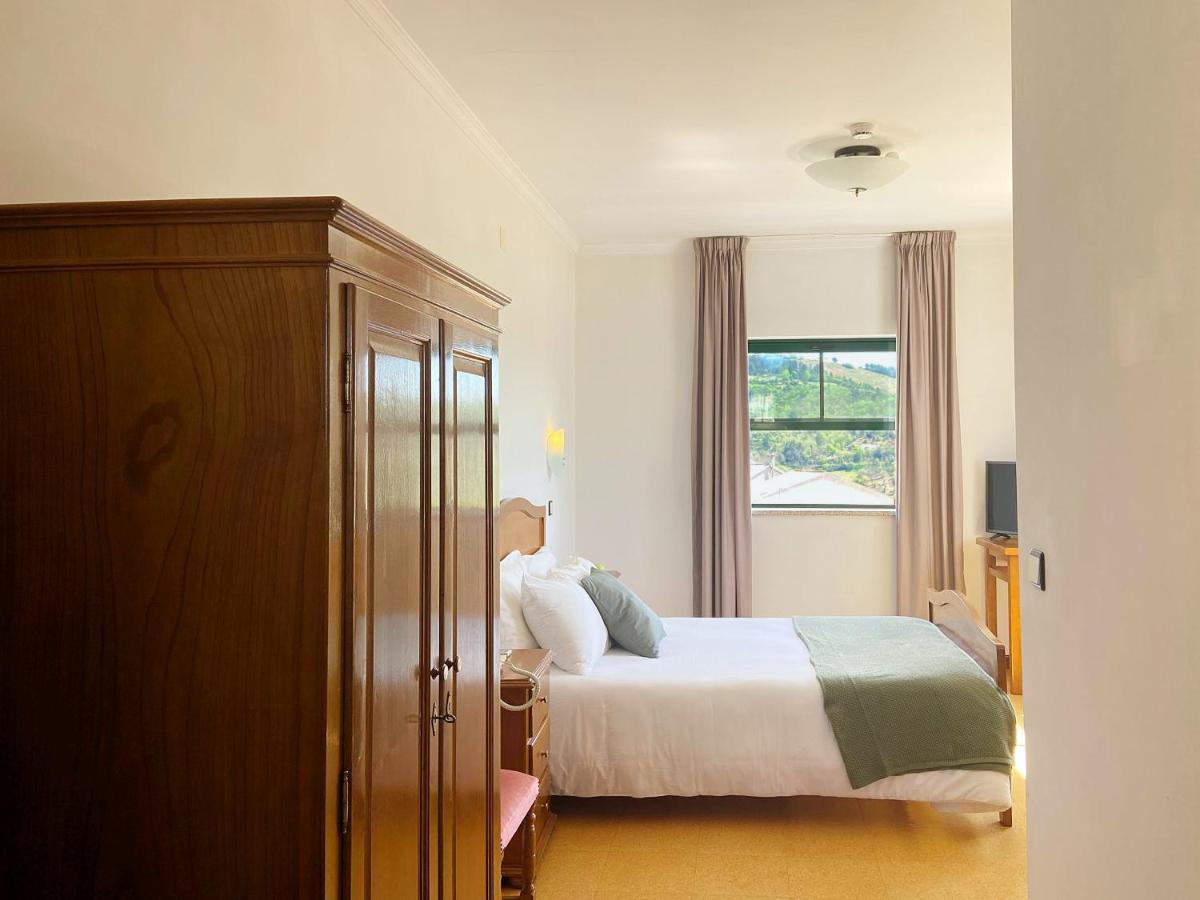 Vinhais Hotel Екстериор снимка