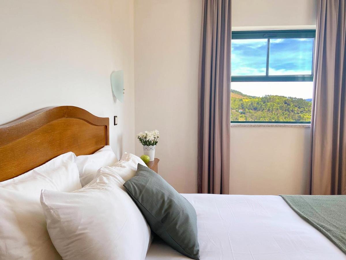 Vinhais Hotel Екстериор снимка