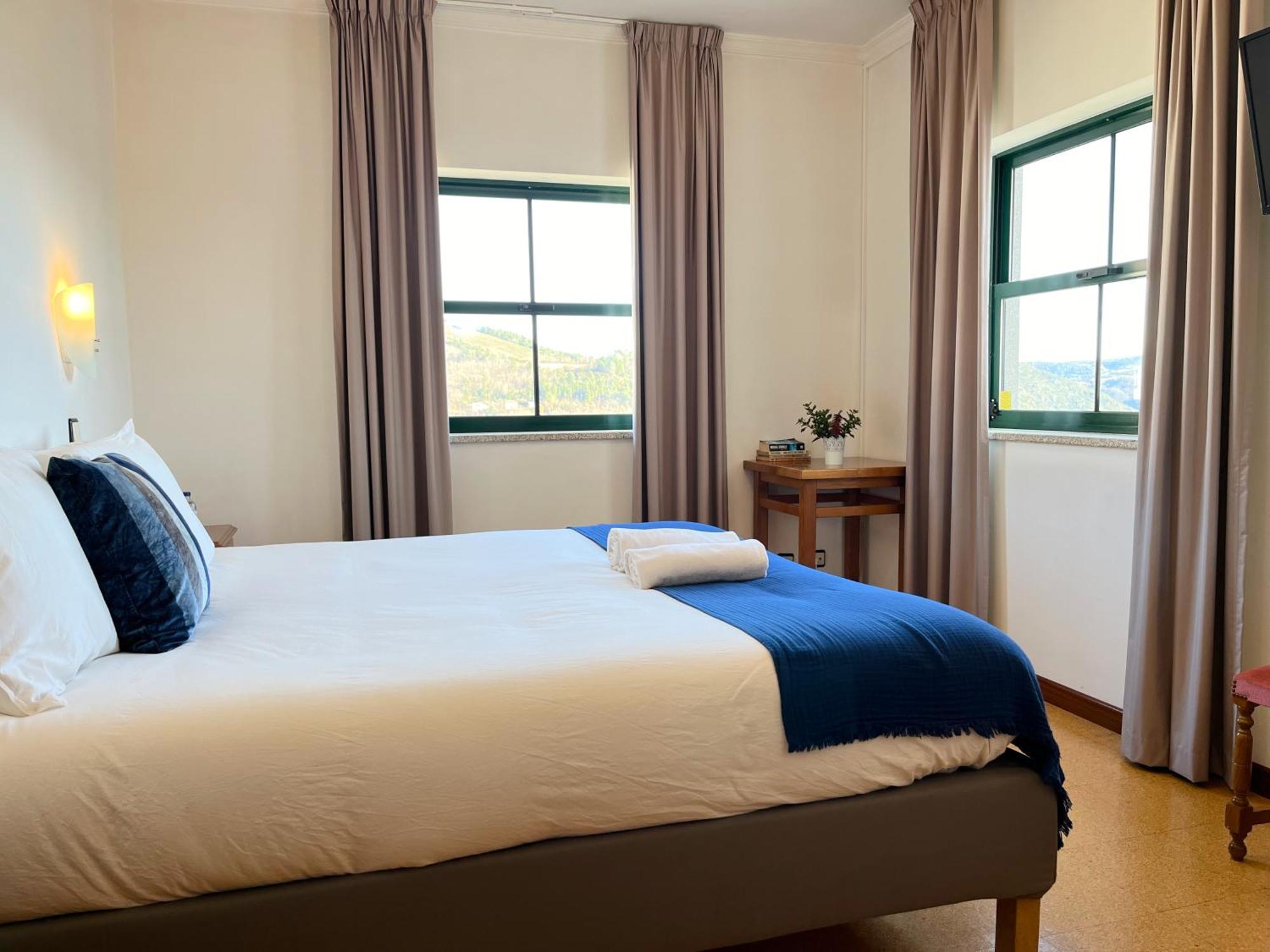 Vinhais Hotel Екстериор снимка